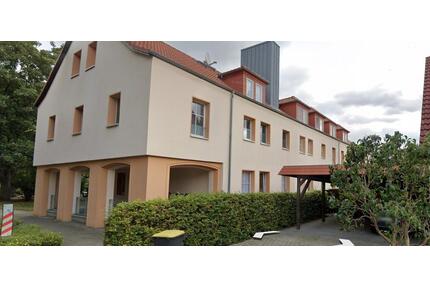 Ruhig wohnen im Grünen – gepflegte 3-Zimmer-Dachgeschosswohnung in Groß Lüsewitz - Sanitz