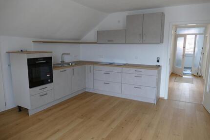 Wohnung 3-ZKB, kernsaniert, 3. OG (ohne Lift), 90 m², Einbauküche - Kempten (Allgäu)
