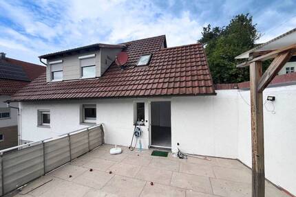 Einfamilienhaus mit Dachterrasse & Wohlfühlcharakter - Öhringen / Michelbach am Wald