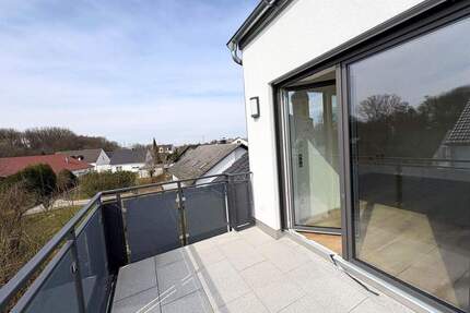Neubau Dachgeschosswohnung mit Balkon - Großmehring
