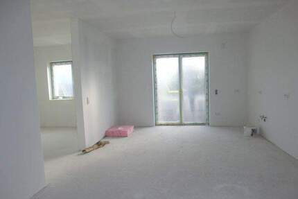 Großzügige 3-Zi.- EG-Wohnung mit Terrasse - Erstbezug (Wg-Nr. 1) - Bad Bocklet