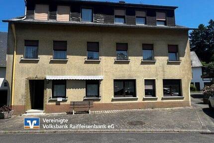 Geräumiges Wohnhaus - keine Außenpflege - Morbach / Bischofsdhron