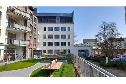 NUR ! FÜR STUDIERENDE (DUAL ODER VOLLZEIT): WG-Zimmer in moderner 6er WG - Kiel Ravensberg