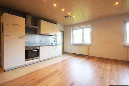 Wohnung zum Kaufen in Saarbrücken 155.000,00 € 81 m²