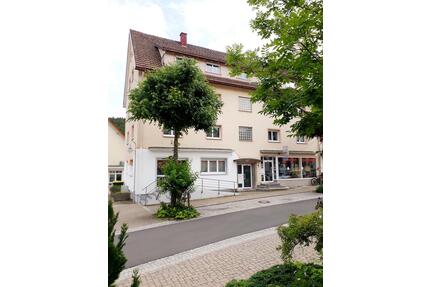 Zentrale 3-Zimmerwohnung mit großzügiger Dachterrasse - Furtwangen im Schwarzwald