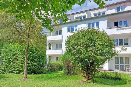 Stilvolle 4- Zimmer- Wohnung mit Süd-Terasse ins Grüne - Starnberg