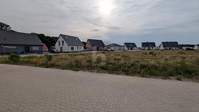 RUHIGE LAGE, VIEL PLATZ, PERFEKTE ANBINDUNG - Osloß