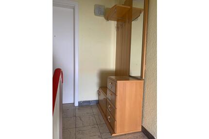 Dachgeschosswohnung - 550,00&nbsp;EUR Kaltmiete, ca.&nbsp; 30,00&nbsp;m&sup2; in Stuttgart (PLZ: 70499) Stuttgart-West