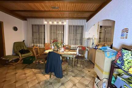 Wohnung zum Kaufen in Schwäbisch Hall Hessental 249.000,00 € 137.75 m² - Schwäbisch Hall / Hessental