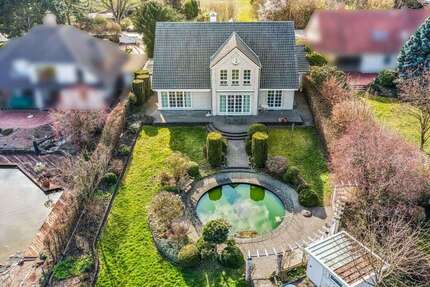 Haus zum Kaufen in Sarstedt 799.000,00 € 240 m²