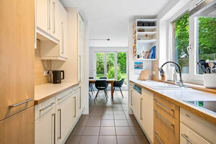 Ihr Zuhause! Tolles Haus, ELW, schöner Garten... - Regensburg Oberisling-Graß