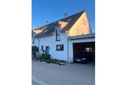 modernes Reihenhaus in nachhaltiger Massivholzbauweise - Adelzhausen