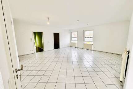 Wohnung zum Kaufen in Rülzheim 245.000,00 € 94 m²