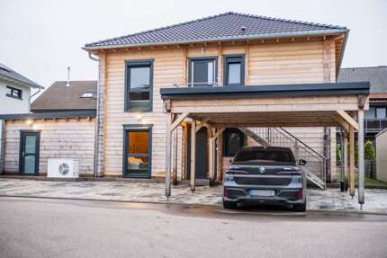 Haus zum Kaufen in Offenburg 1.200.000,00 € 254 m²