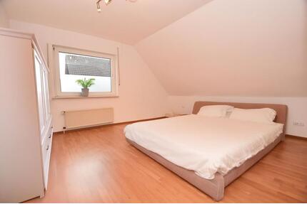 Dachgeschosswohnung mit Garage in ruhiger Siedlungslage in Markhausen - Friesoythe