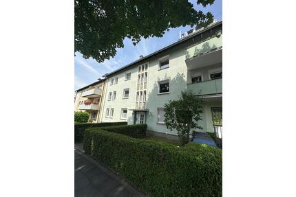 Attraktive 76,7 qm Wohnung mit großem sonnigem Balkon, renov. bed - Witten Annen