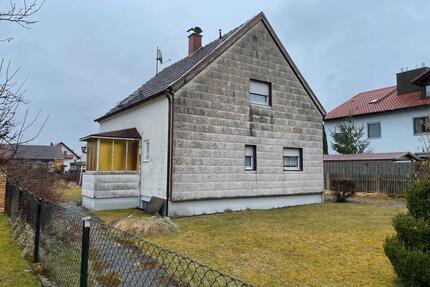 Haus zu vermieten - 1.100,00&nbsp;EUR Kaltmiete, ca.&nbsp; 140,00&nbsp;m&sup2; in Jesenwang (PLZ: 82287)