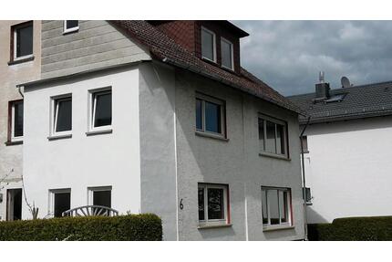 Zweifamilienhaus - 445.000,00&nbsp;EUR Kaufpreis, ca.&nbsp; 1.855,00&nbsp;m&sup2; in Langgöns (PLZ: 35428)