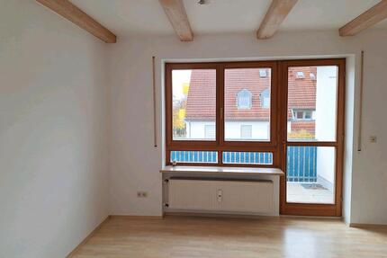 2 Zimmer Wohnung mit Balkon und Tiefgaragenstellplatz - Weißenburg in Bayern