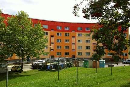 Wohnung zum Mieten in Gera 299,57 € 61.64 m²