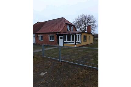 Haus Doppelhaushälfte - 180.000,00&nbsp;EUR Kaufpreis, ca.&nbsp; 110,00&nbsp;m&sup2; in Ribnitz-Damgarten (PLZ: 18311)