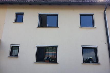 3-Zimmer-Wohnung in Kneiting - 430,00&nbsp;EUR Kaltmiete, ca.&nbsp; 59,00&nbsp;m&sup2; in Pettendorf (PLZ: 93186)