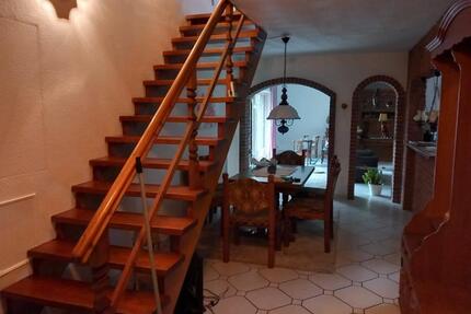 Vermietung Haus - 1.750,00&nbsp;EUR Kaltmiete, ca.&nbsp; 150,00&nbsp;m&sup2; in Schuby (PLZ: 24850)