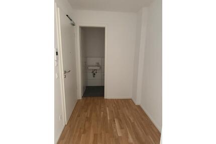 Nachmiete 2 12 Zimmer Wohnung , KFW 40 Neubau , - Georgensgmünd