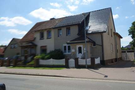 Haus zum Kaufen in Uetze 240.000,00 € 148 m²