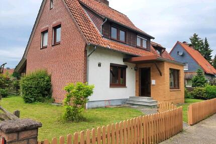 Großzügiges EFH in Hermannsburg OT Baven 7 Zi, Garten, EBK Garage - Südheide