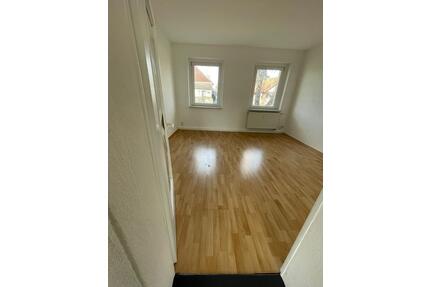 Schöne helle und ab sofort verfügbare, 3 Zimmerwohnung zu vermieten - Herbsleben