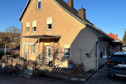 Beverungen-Dalhausen, Einfamilienhaus mit großem Gartengrundstück