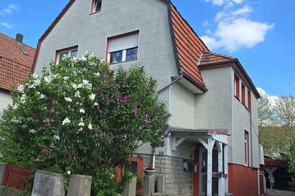 Haus zum Kaufen in Bad Pyrmont 225.000,00 € 170 m²