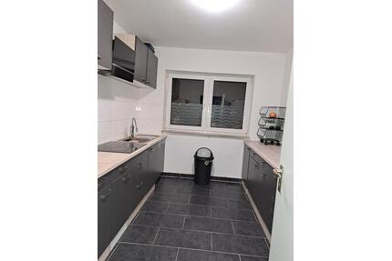 Großzügige 3-Schlafzimmer-Wohnung mit großem Badezimmer und 2 Ste - Betzdorf