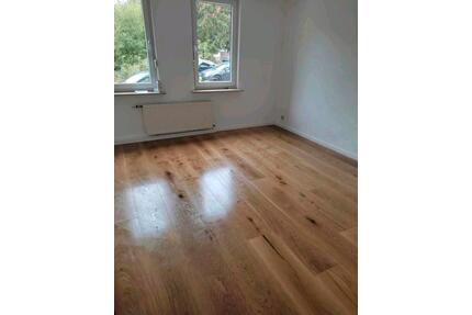 WG Zimmer zu vermieten - 365,00&nbsp;EUR Kaltmiete, ca.&nbsp; 16,00&nbsp;m&sup2; in Eisenach (PLZ: 99817)