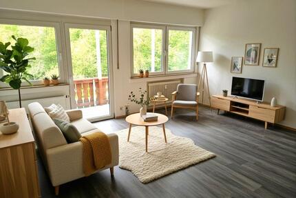 Freundliche, sanierte 3 Zi Wohnung mit Balkon - Reichshof