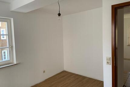 Wohnung in Lauterbach ( Hessen ) zu Vermieten 3 Zimmer Küche Bad - Lauterbach (Hessen)