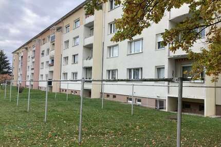 Wohnung zum Kaufen in Zwenkau 79.500,00 € 46.55 m²