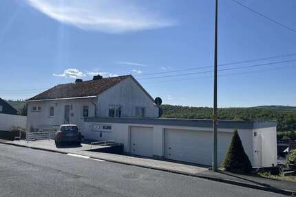 Haus zum Kaufen in Neunkirchen 540.000,00 € 347.71 m²