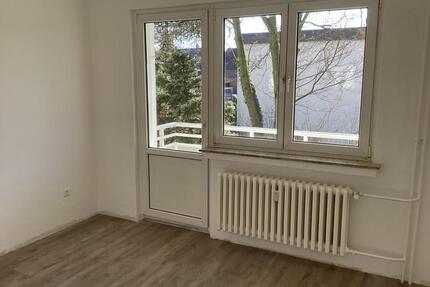 Umzug gefällig? - attraktive 2-Zi.-Whg. mit Balkon - Gelsenkirchen Gelsenkirchen-West
