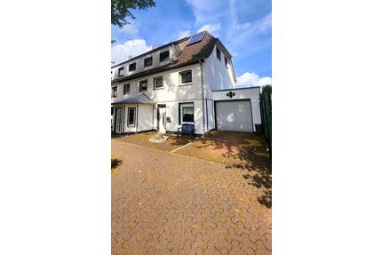 Mehrgenerationenhaus - 479.000,00&nbsp;EUR Kaufpreis, ca.&nbsp; 200,00&nbsp;m&sup2; in Datteln (PLZ: 45711)