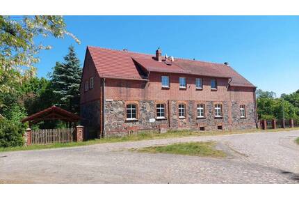 historische Doppelhaushälfte in Feldsteinbauweise - Müncheberg Jahnsfelde
