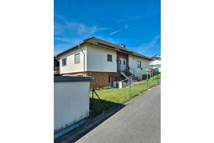 haus zu verkaufen - 220.000,00&nbsp;EUR Kaufpreis, ca.&nbsp; 160,00&nbsp;m&sup2; in Prichsenstadt (PLZ: 97357)