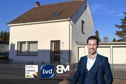 +++ Großes Grundstück. Große Möglichkeiten! +++ - Düsseldorf / Angermund