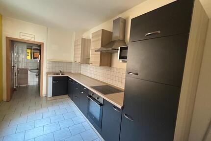 3-Raumwohnung 76qm Einbauküche zentral in Eisleben zu vermieten - Mansfeld