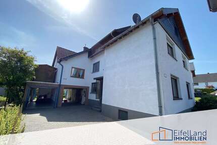 Haus zum Kaufen in Schleiden Dreiborn 310.000,00 € 287 m² - Schleiden / Dreiborn