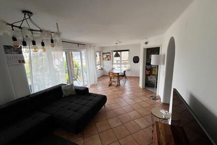 Helle 4,5 Zimmer Maisonette-Wohnung in Sexau