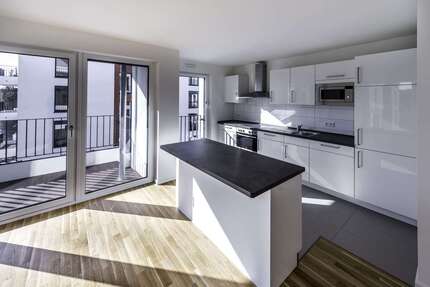 Wohnung zum Mieten in Berlin 1.405,47 € 66.61 m²
