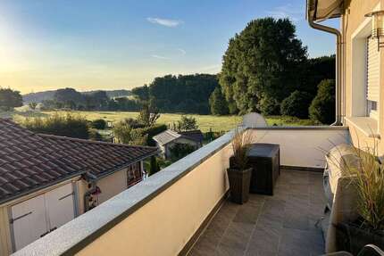 Haus zum Kaufen in Leichlingen 1.450.000,00 € 374 m²