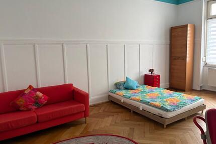 WG Zimmer zur Untermiete - 800,00&nbsp;EUR Kaltmiete, ca.&nbsp; 27,00&nbsp;m&sup2; in Frankfurt am Main (PLZ: 60318) Nordend West